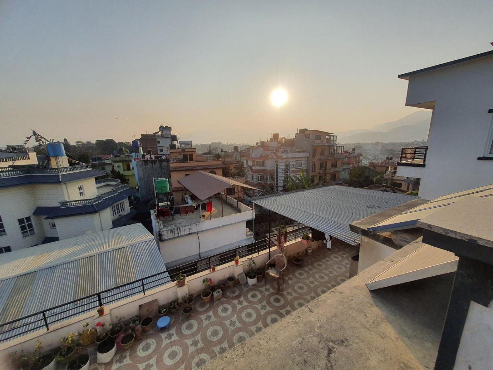 Family Home With Rooftop Access And Mountain View Катманду Экстерьер фото