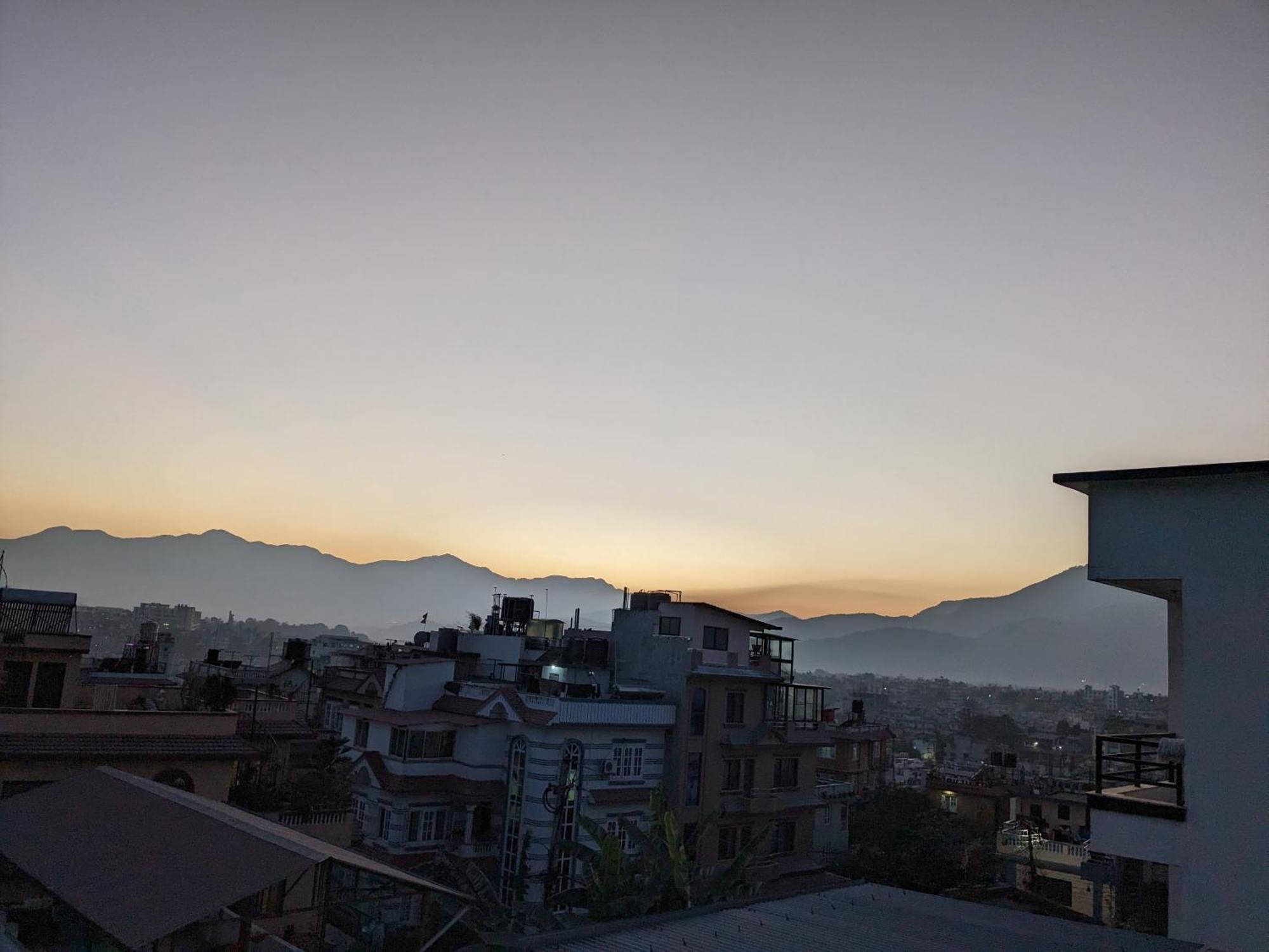 Family Home With Rooftop Access And Mountain View Катманду Экстерьер фото